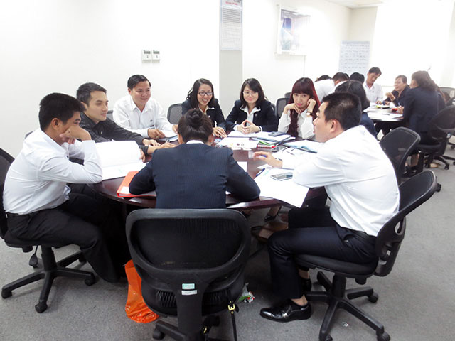 Kỹ năng hướng dẫn và động viên Nhân Viên làm việc hiệu quả - Sacombank (09 & 10.12.2014)